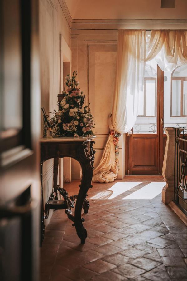 Palazzo Palitti Bed & Breakfast Roio Exterior foto